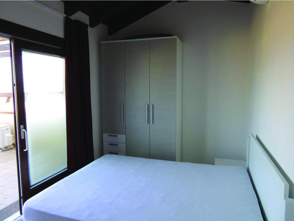 Residence L'Incanto Attici 卡斯特尔萨多 外观 照片