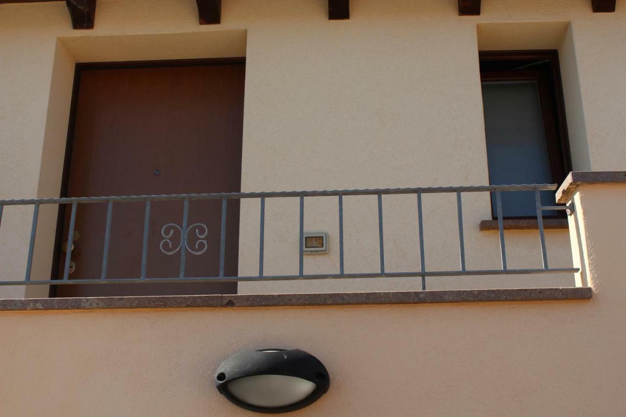 Residence L'Incanto Attici 卡斯特尔萨多 外观 照片